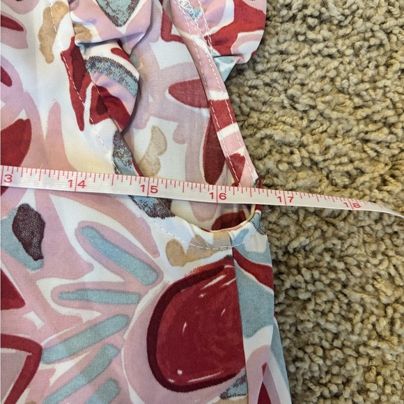 “ Shop The Mint”Get Their Attention Pink Floral Top | Size Small - Picture 5 of 6